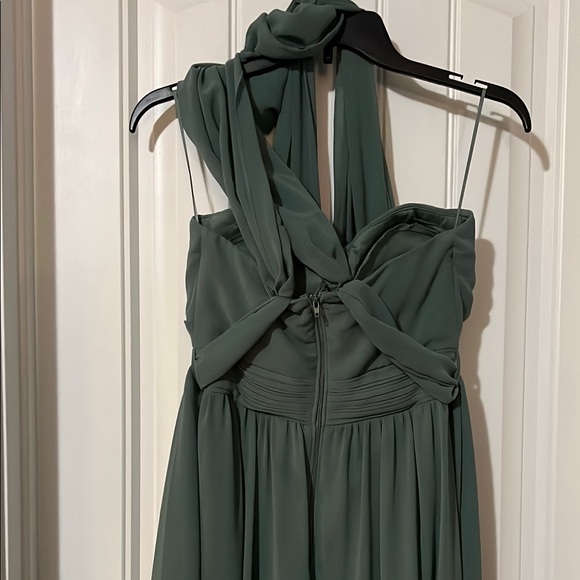 Elegant Eucalyptus Birdy Grey Green Maxi Dress - Picture 3 of 5